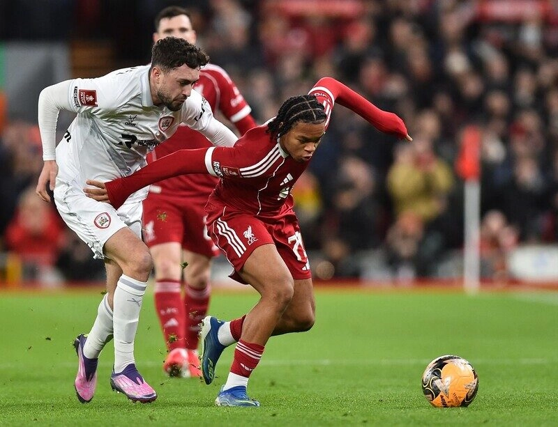 Soi kèo Liverpool vs Burnley - Vòng 22 Ngoại Hạng Anh
